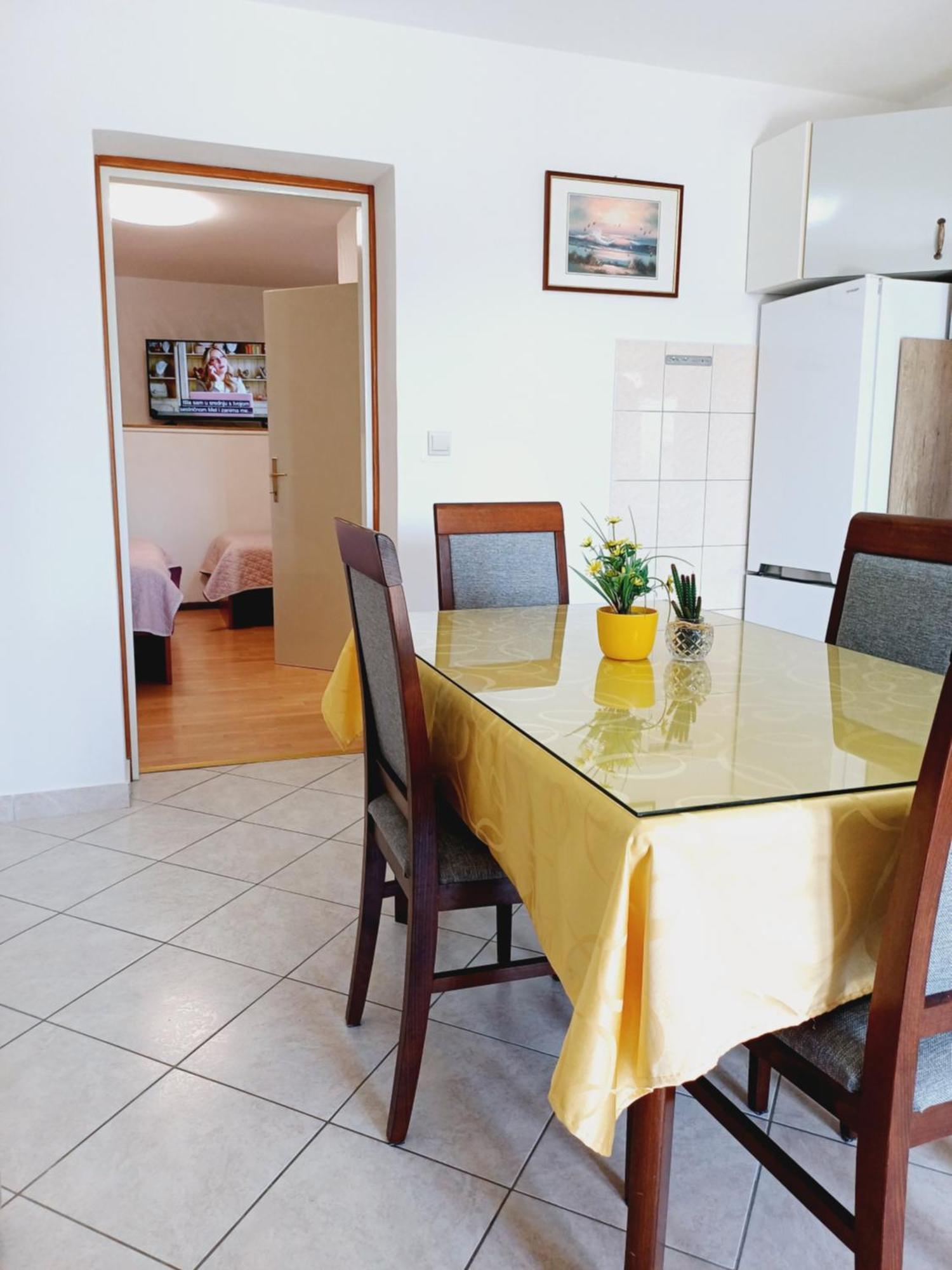 Apartment Jure Miljak
