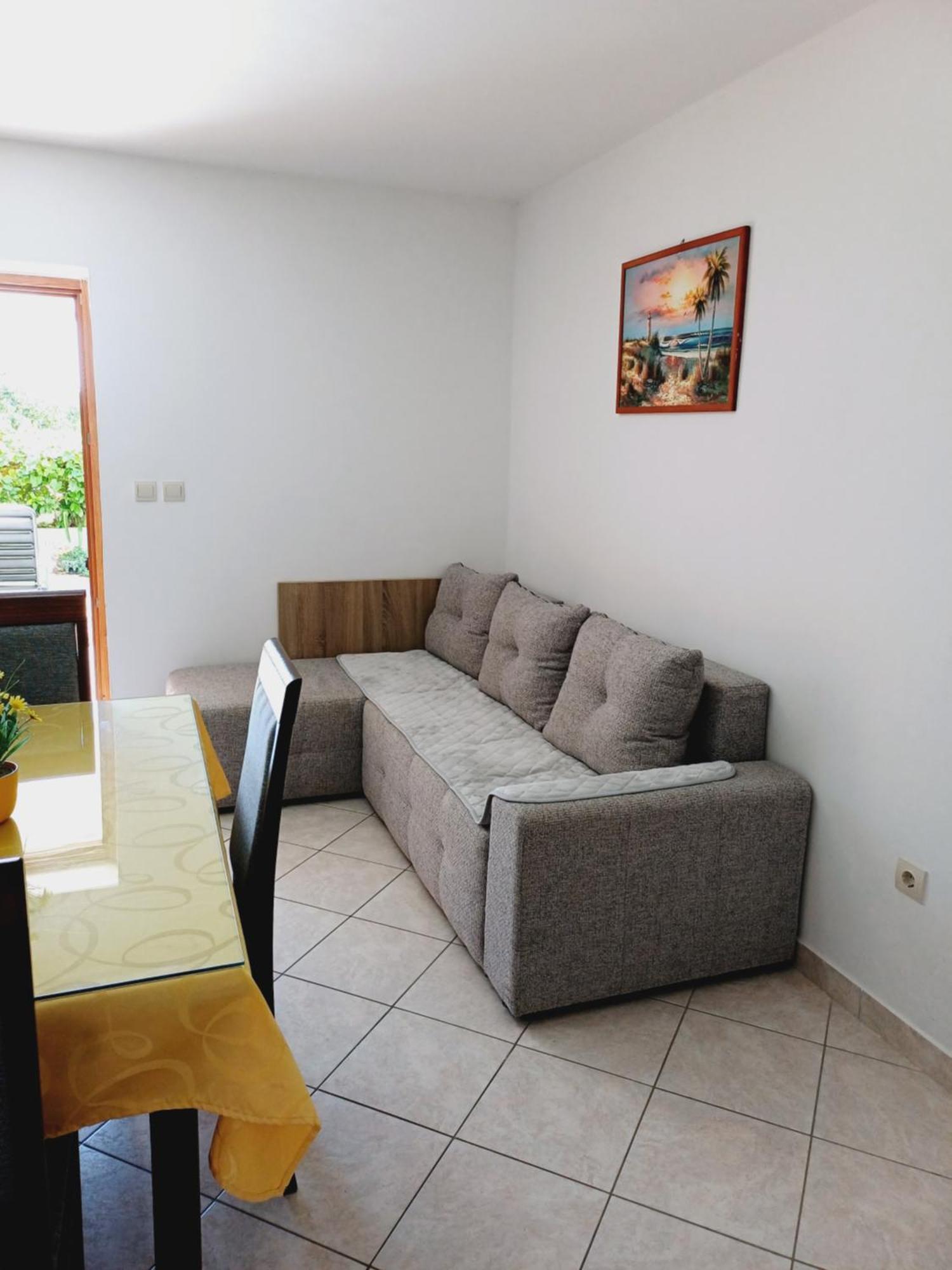Jure Miljak Apartment Podstrana