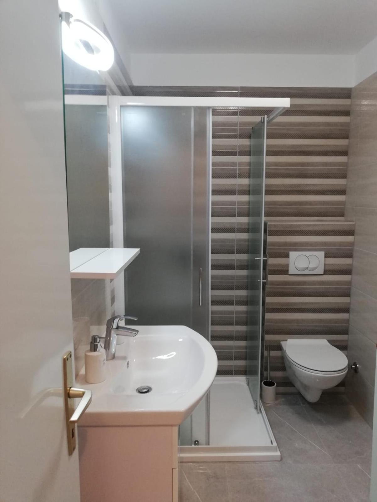 Jure Miljak Apartment Podstrana
